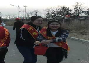 树木防护活动进行中.jpg 树木防护活动进行中.jpg